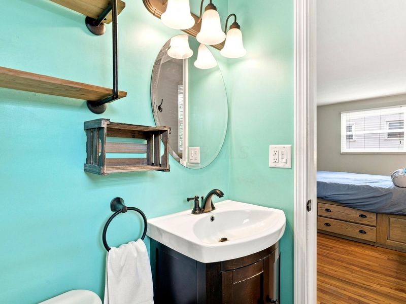 402 Hermitage Road, Columbus, OH 43230 Photo 19