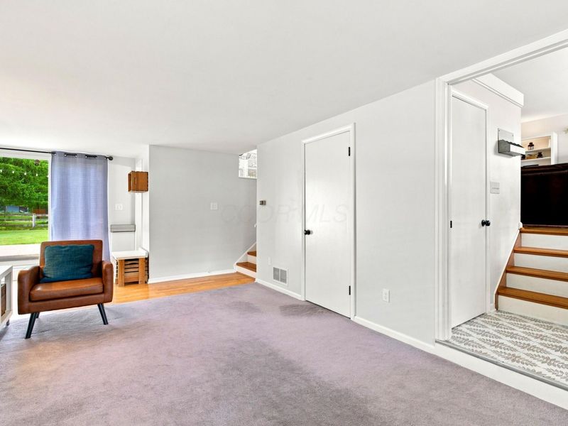 402 Hermitage Road, Columbus, OH 43230 Photo 29