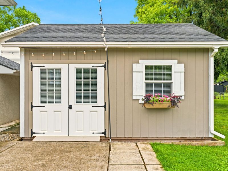 402 Hermitage Road, Columbus, OH 43230 Photo 35