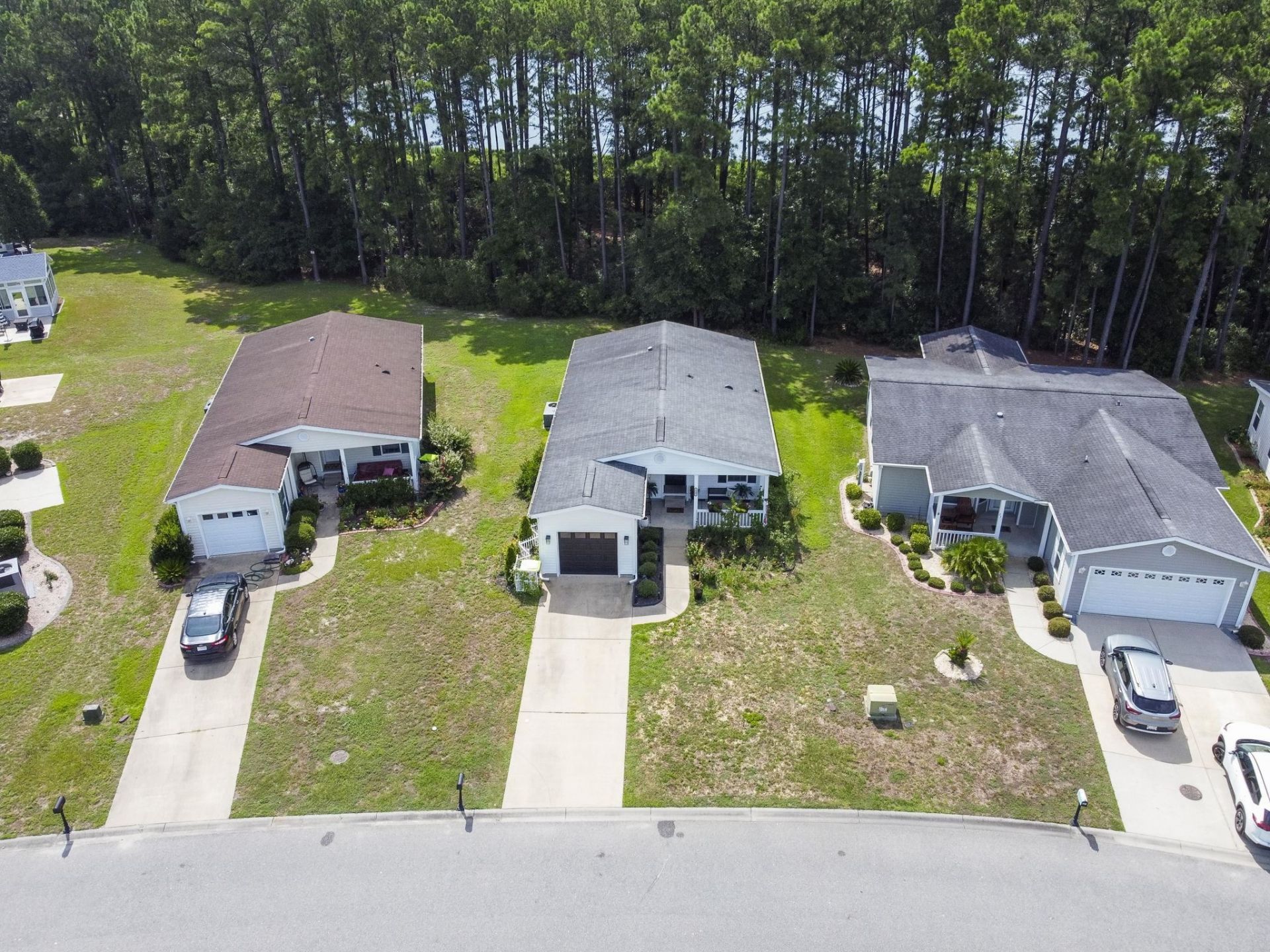 227 Lakeside Crossing Dr. Photo 25
