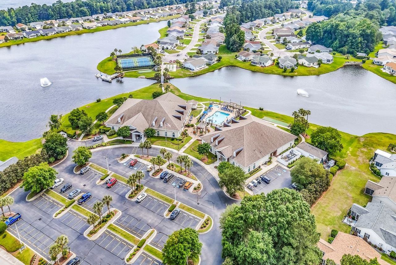 227 Lakeside Crossing Dr. Photo 38