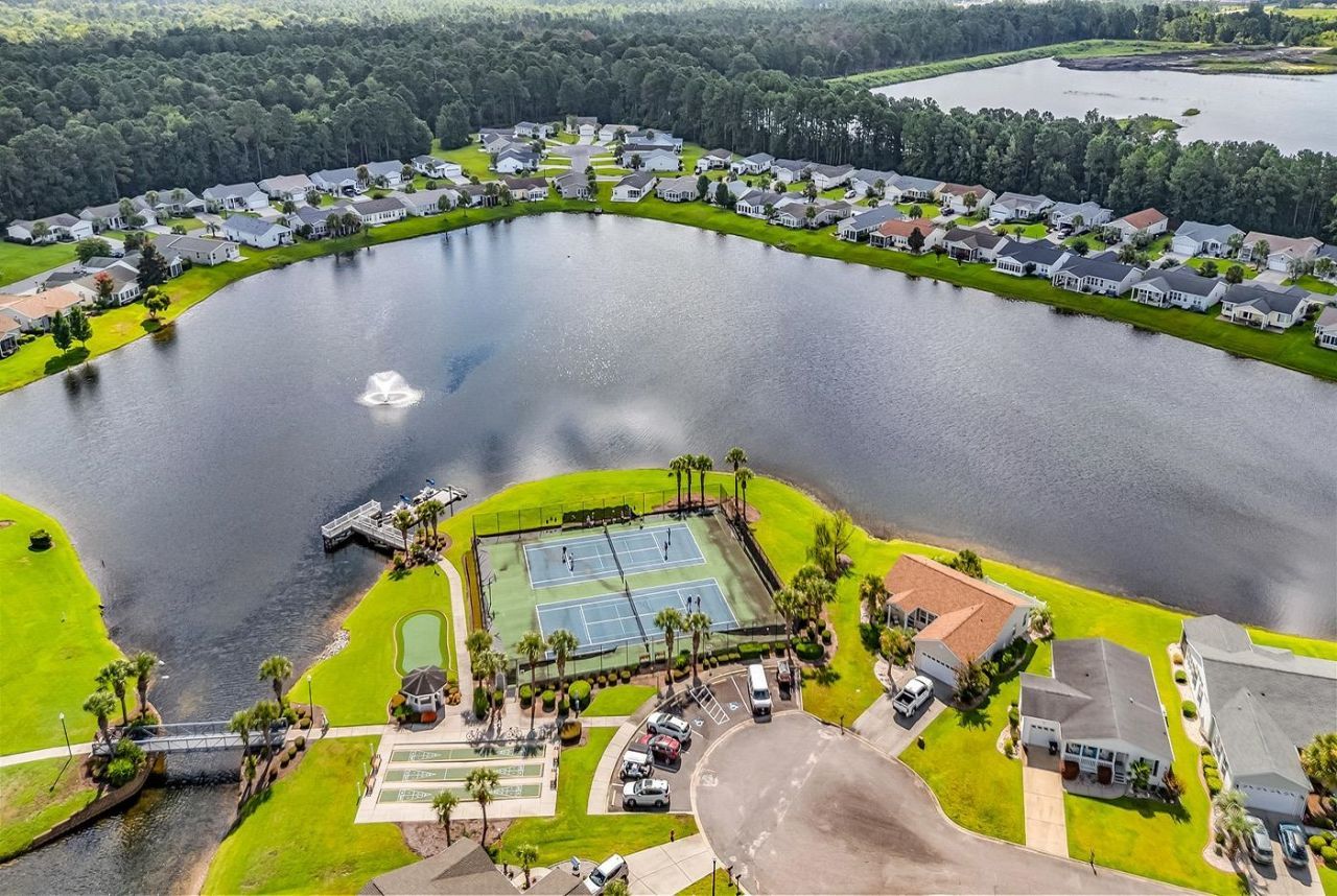 227 Lakeside Crossing Dr. Photo 39