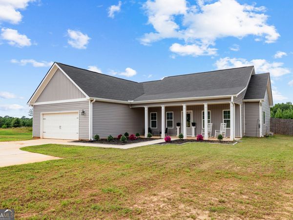 732 Tenney Nelson Road, Grantville, GA 30220