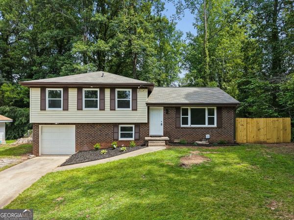 498 Queen Aliese Ln Lane, Jonesboro, GA 30236