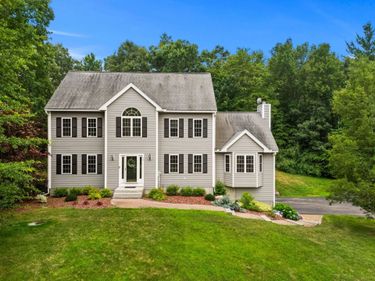 32 Hobart Hill Road, Brookline, NH 03033