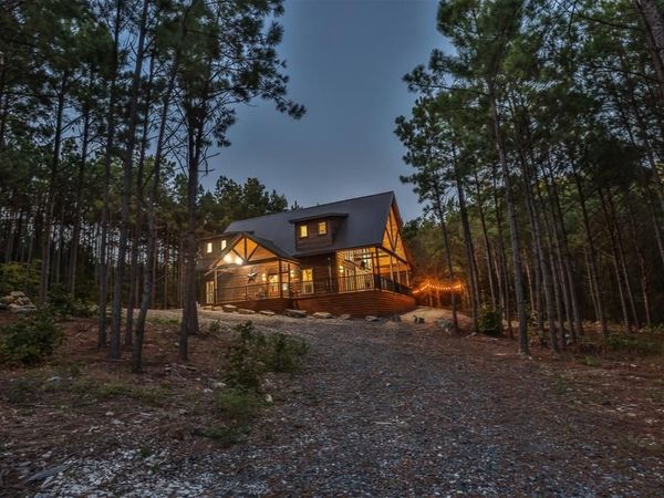 108 Bear Elm Trail, Broken Bow, OK 74728