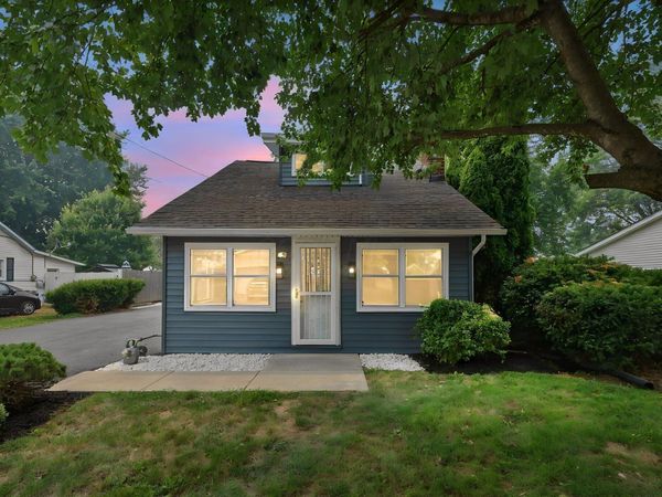 62 Highland Avenue , Buckeye Lake, OH 43008