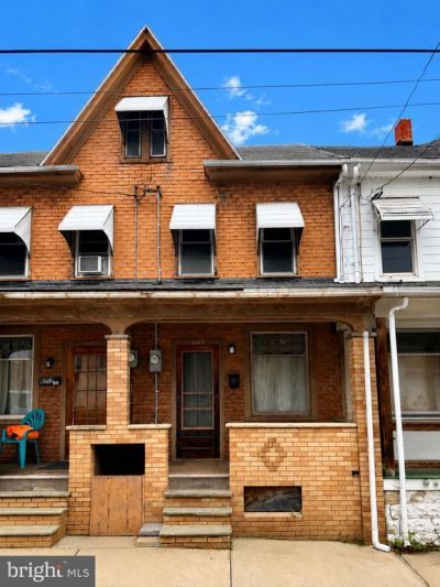 1467 PULASKI AVENUE , COAL TWP, PA 17866