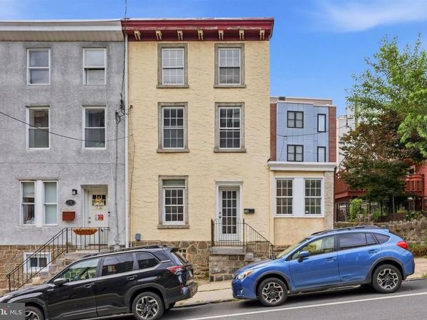 134 SHURS LANE , PHILADELPHIA, PA 19127
