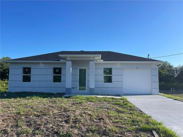 705 LEDGE STREET , LEHIGH ACRES, FL 33972