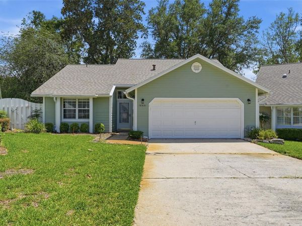 10521 NW 36TH PLACE , GAINESVILLE, FL 32606