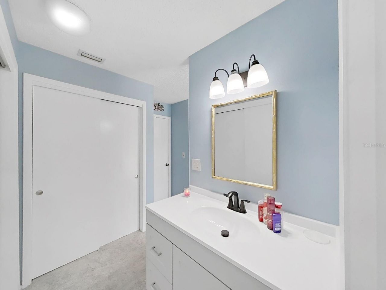 6996 122nd Drive, Largo, FL 33773 Photo
