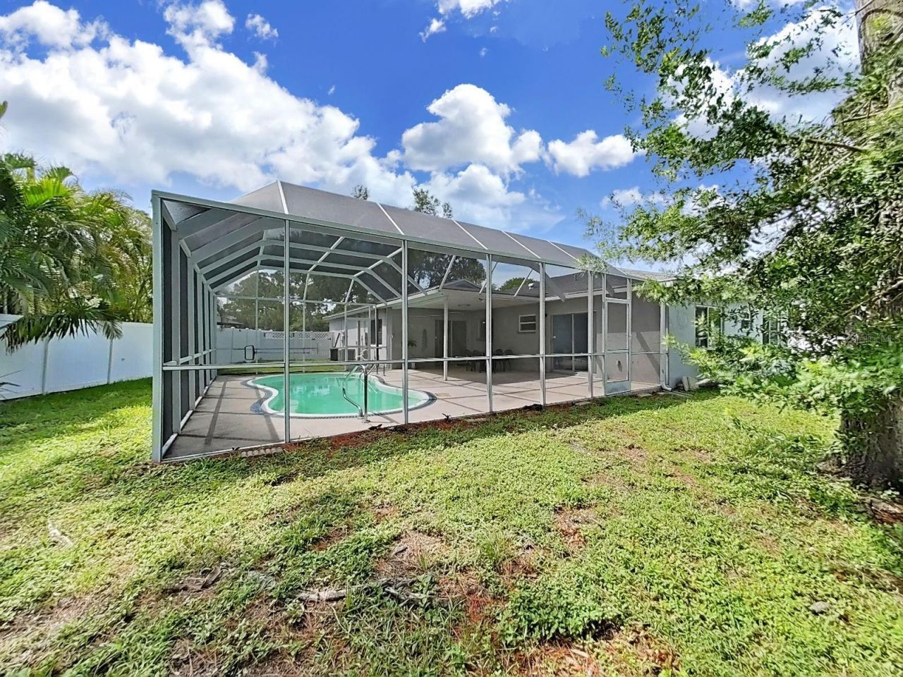 6996 122nd Drive, Largo, FL 33773 Photo