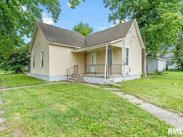 1920 S 7TH Street, Springfield, IL 62703