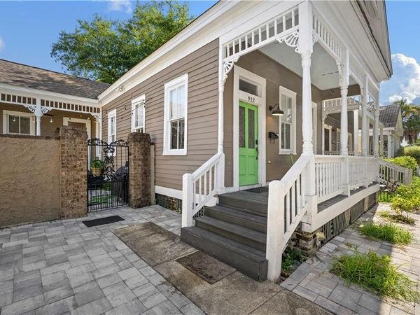 912 Charleston Street , Mobile, AL 36604