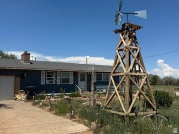 5287 E HWY 40 , Fort Duchesne, UT 84026