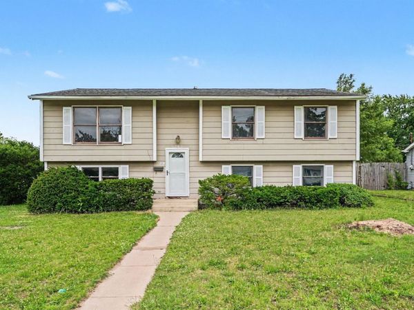 6743 Leland Avenue, Hammond, IN 46323