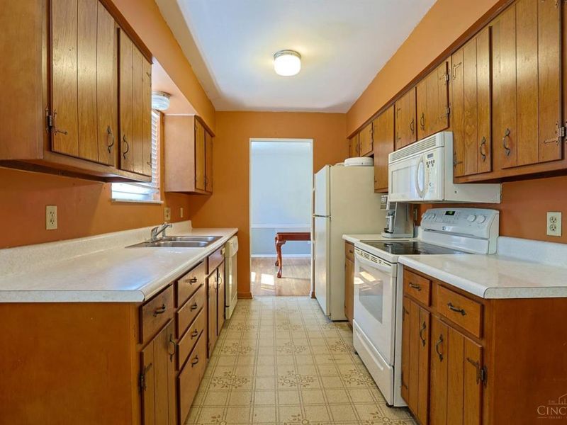 3770 Cartwheel Terrace, Colerain Township, OH 45239 Photo 16