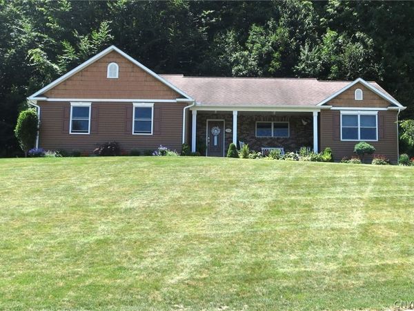 107 Schuyler Drive, Chittenango, NY 13037