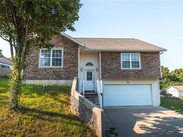 16838 Hoyt Lane, St Robert, MO 65584