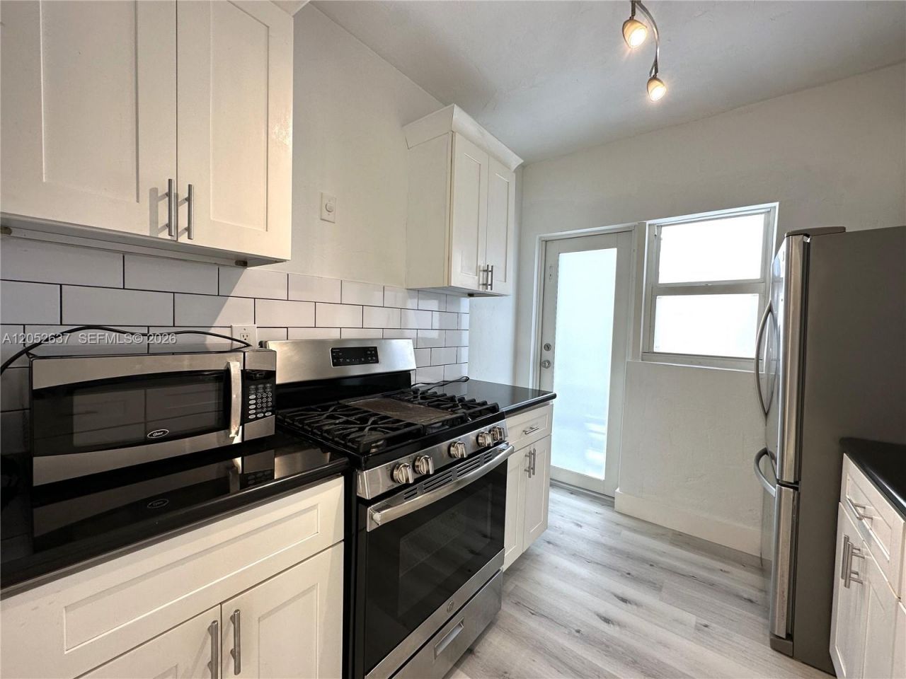 955 Bay Dr , Unit 7, Miami Beach, FL 33141 Photo