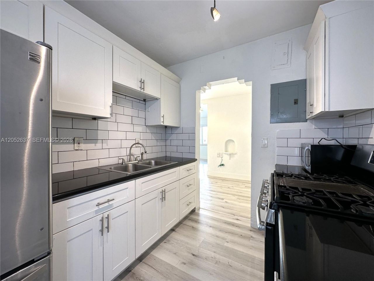 955 Bay Dr , Unit 7, Miami Beach, FL 33141 Photo