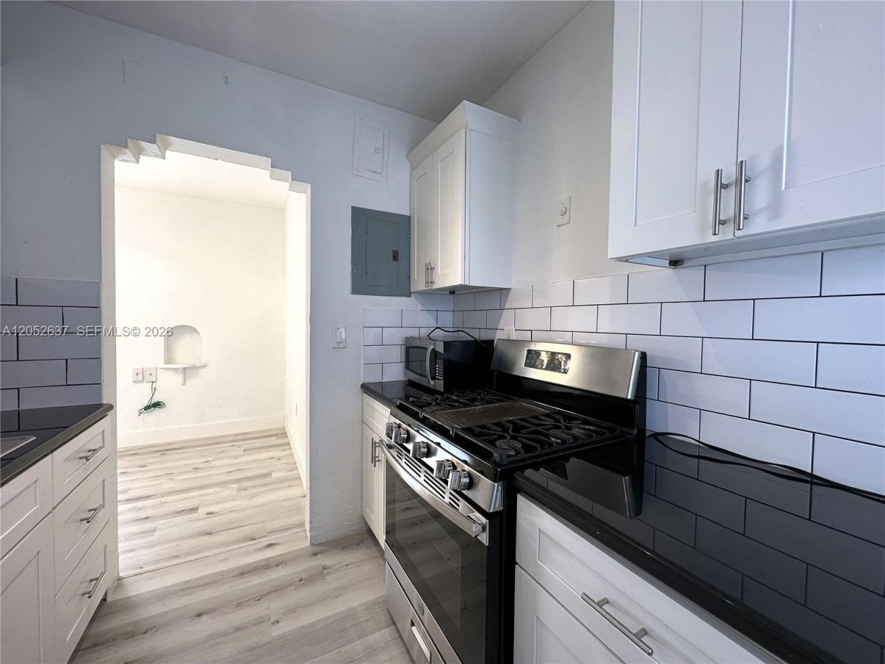 955 Bay Dr , Unit 7, Miami Beach, FL 33141 Photo