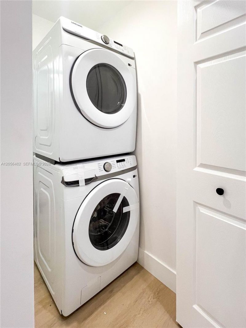 17911 NW 68th Ave, Unit O207, Hialeah, FL 33015 Photo
