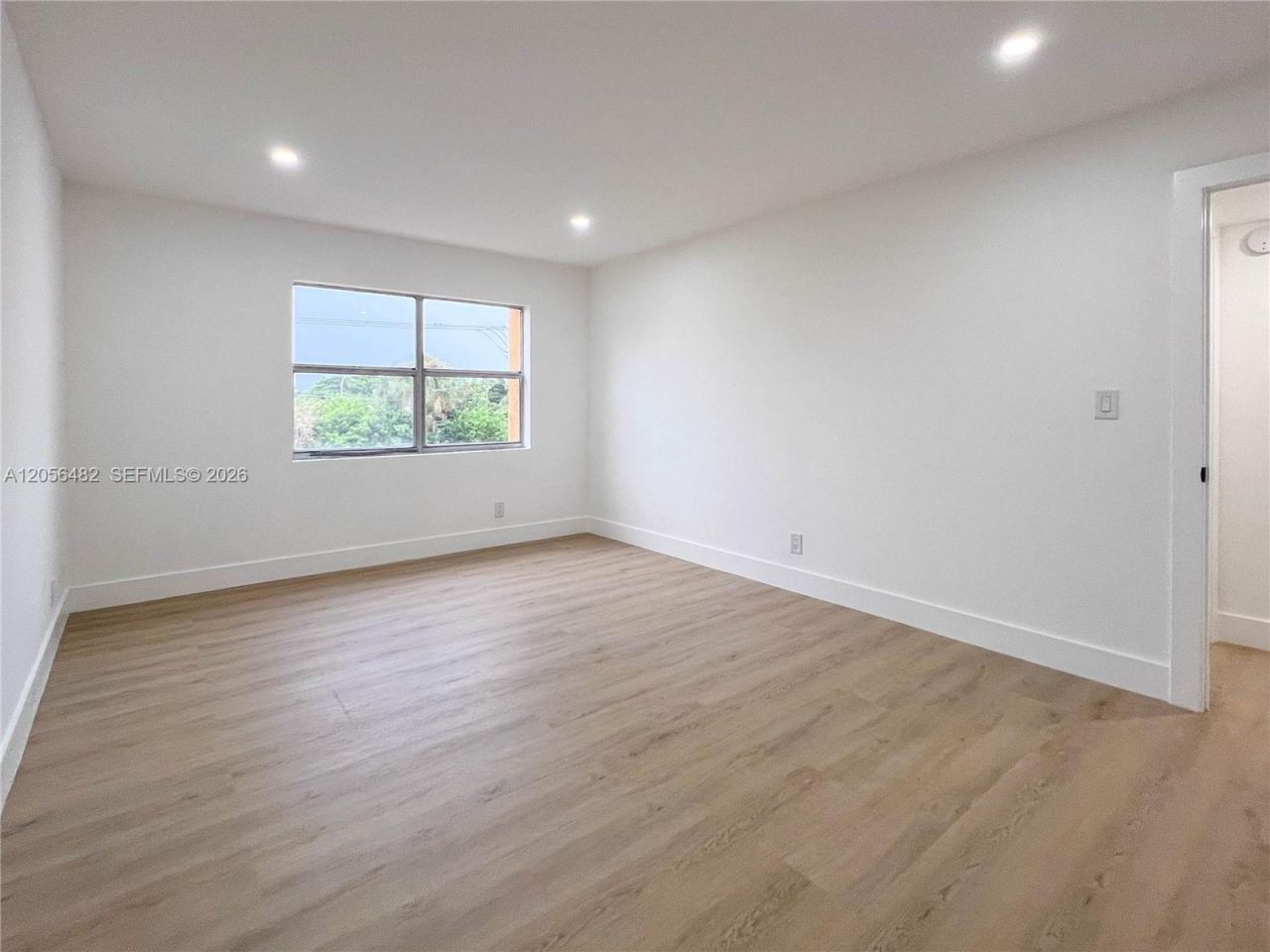 17911 NW 68th Ave, Unit O207, Hialeah, FL 33015 Photo