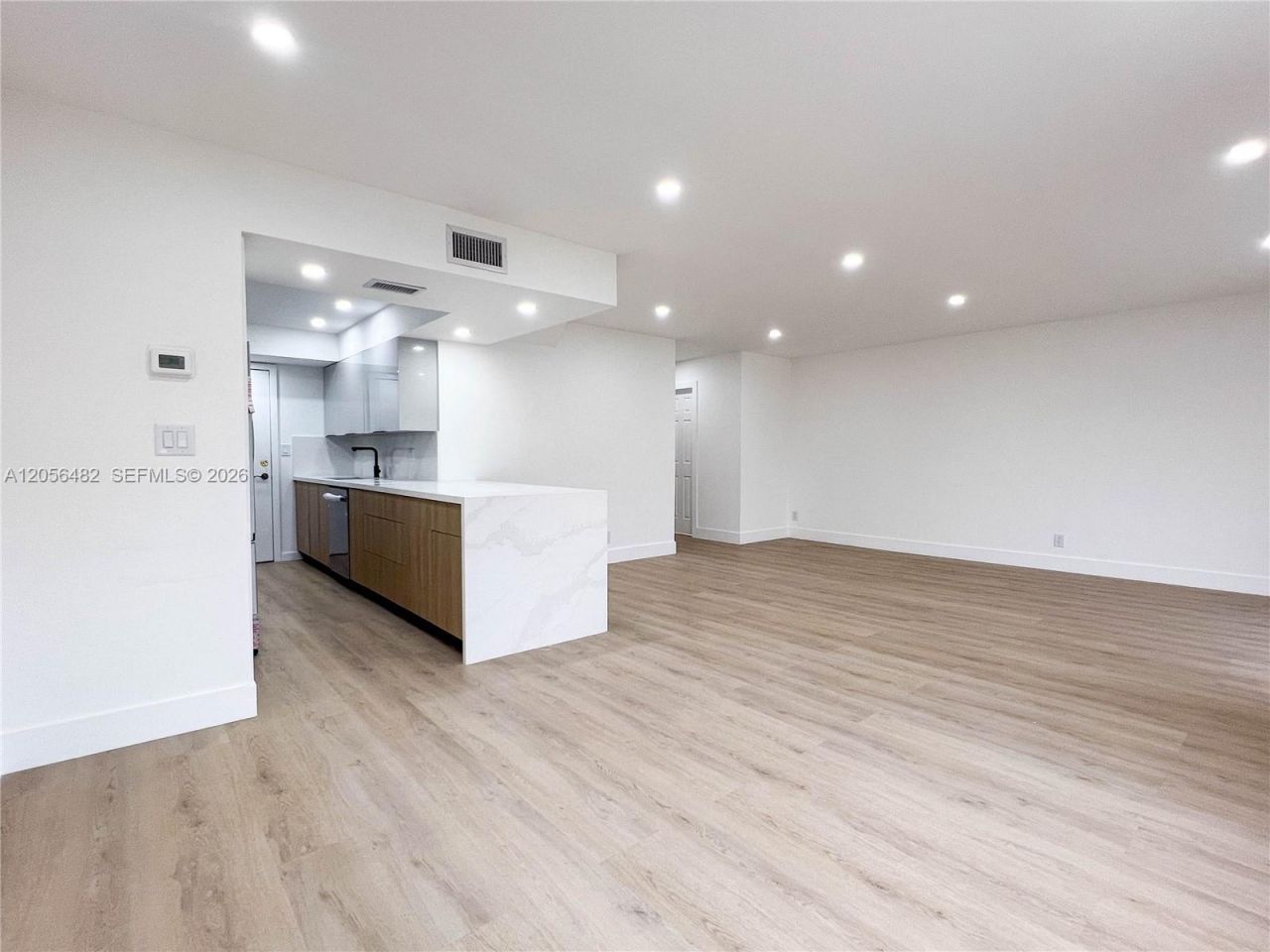 17911 NW 68th Ave, Unit O207, Hialeah, FL 33015 Photo