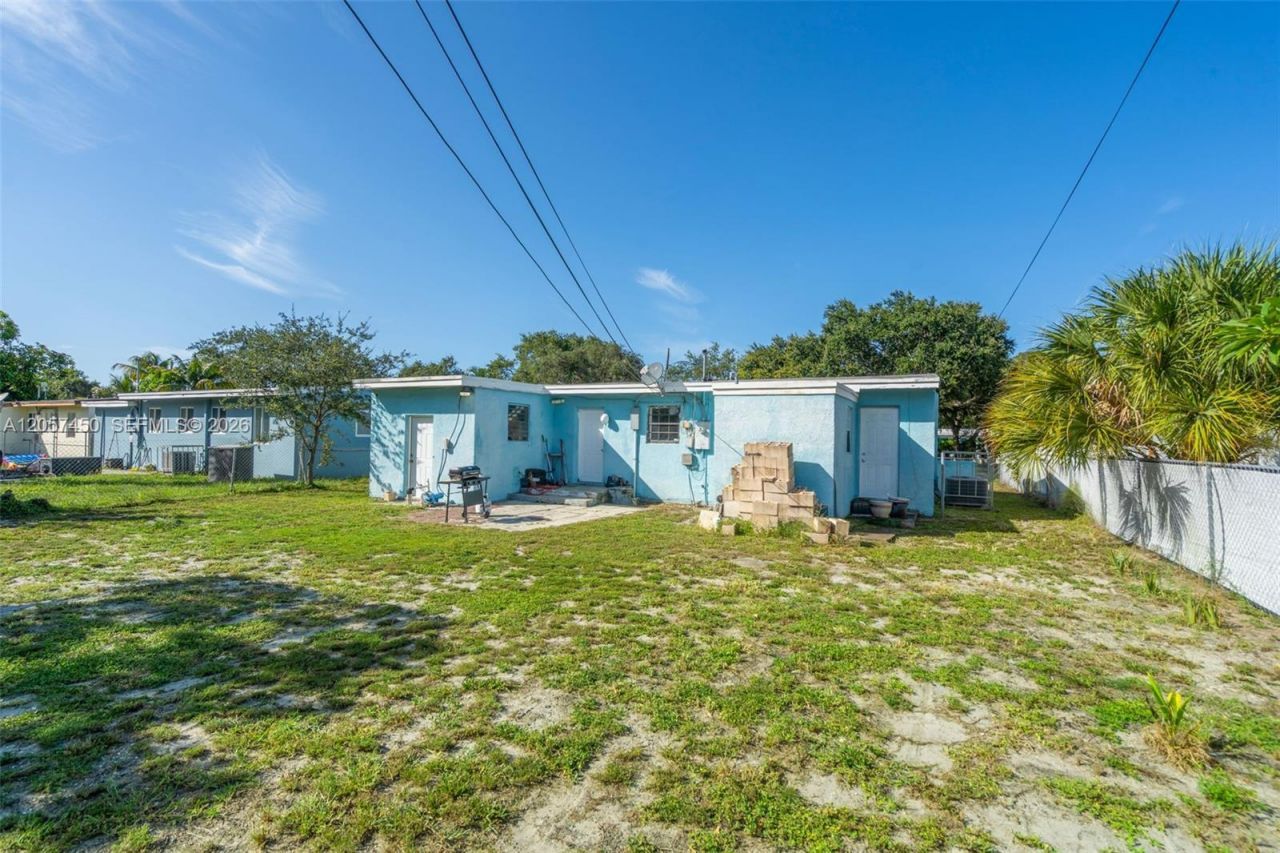 1207 Chateau Park Dr , Fort Lauderdale, FL 33311 Photo