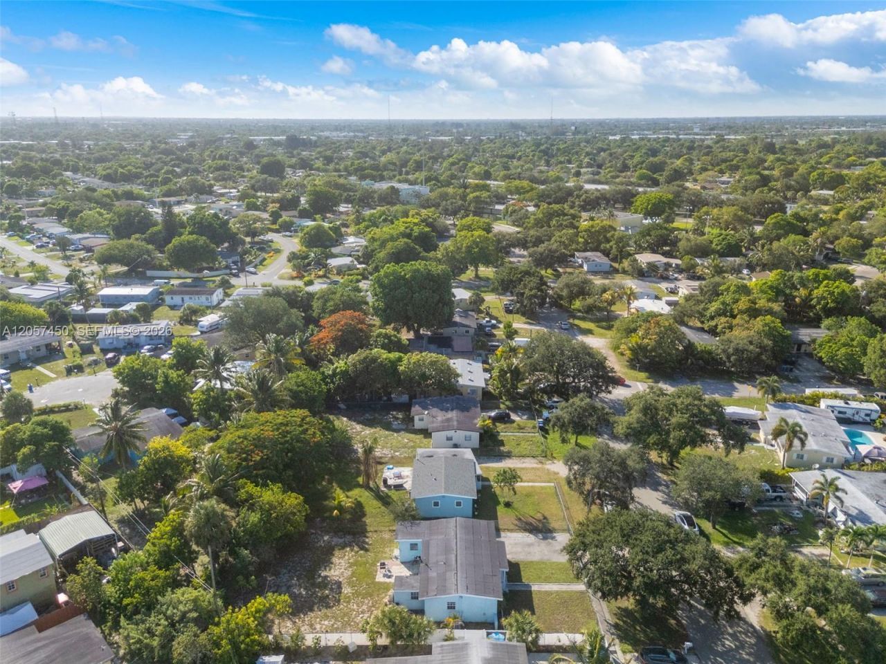 1207 Chateau Park Dr , Fort Lauderdale, FL 33311 Photo