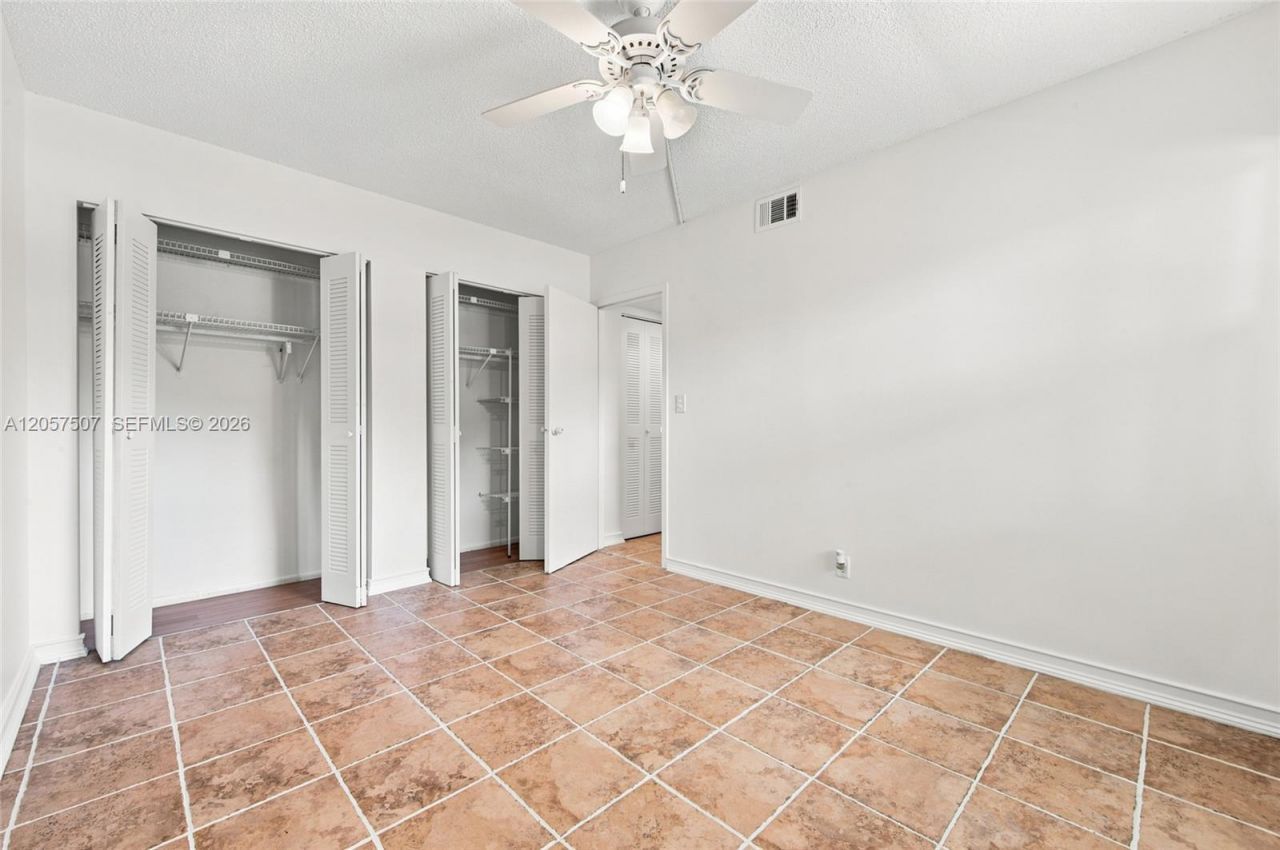 8421 Lagos De Campo Blvd, Unit 202T, Tamarac, FL 33321 Photo