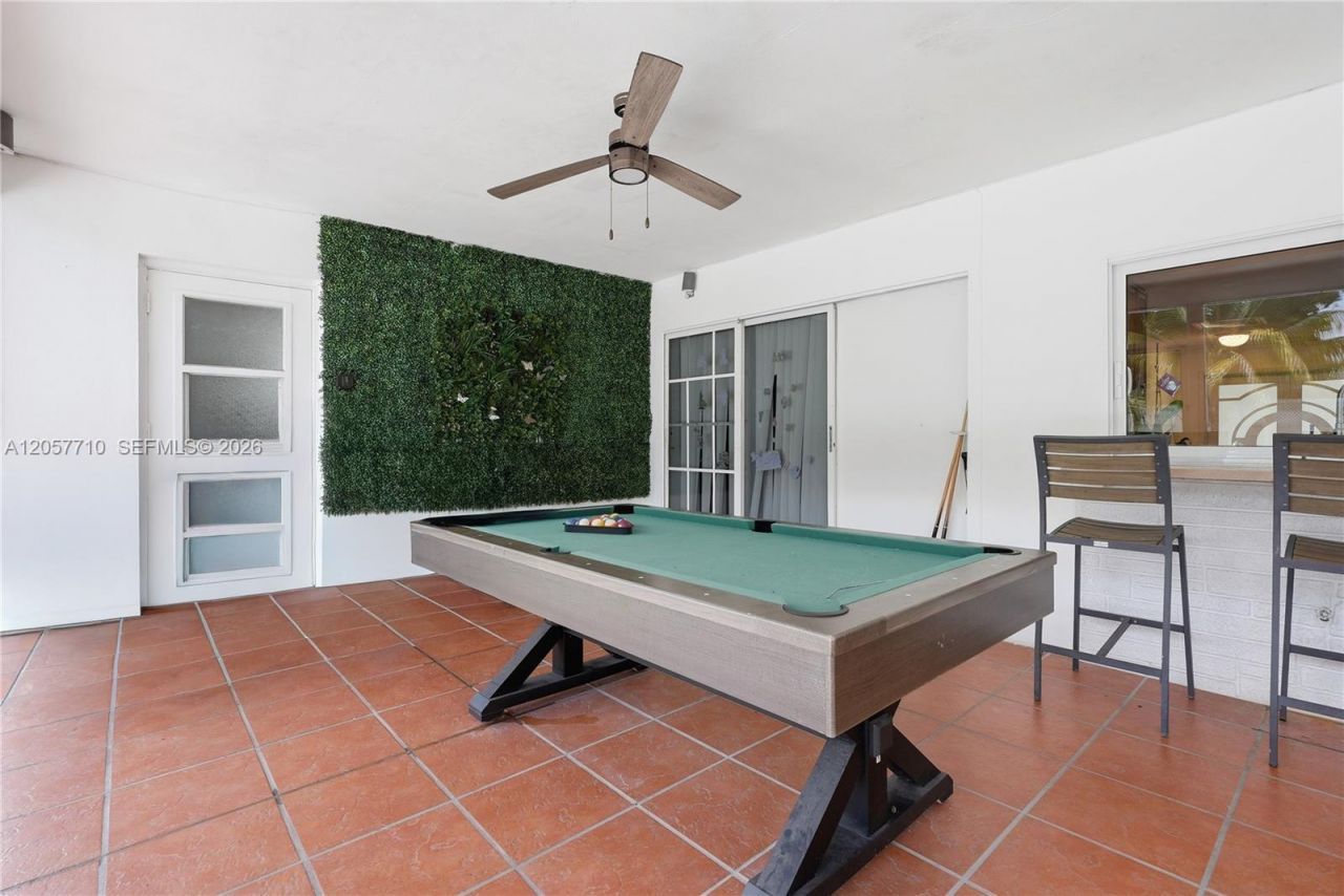 5001 Madison St , Hollywood, FL 33021 Photo