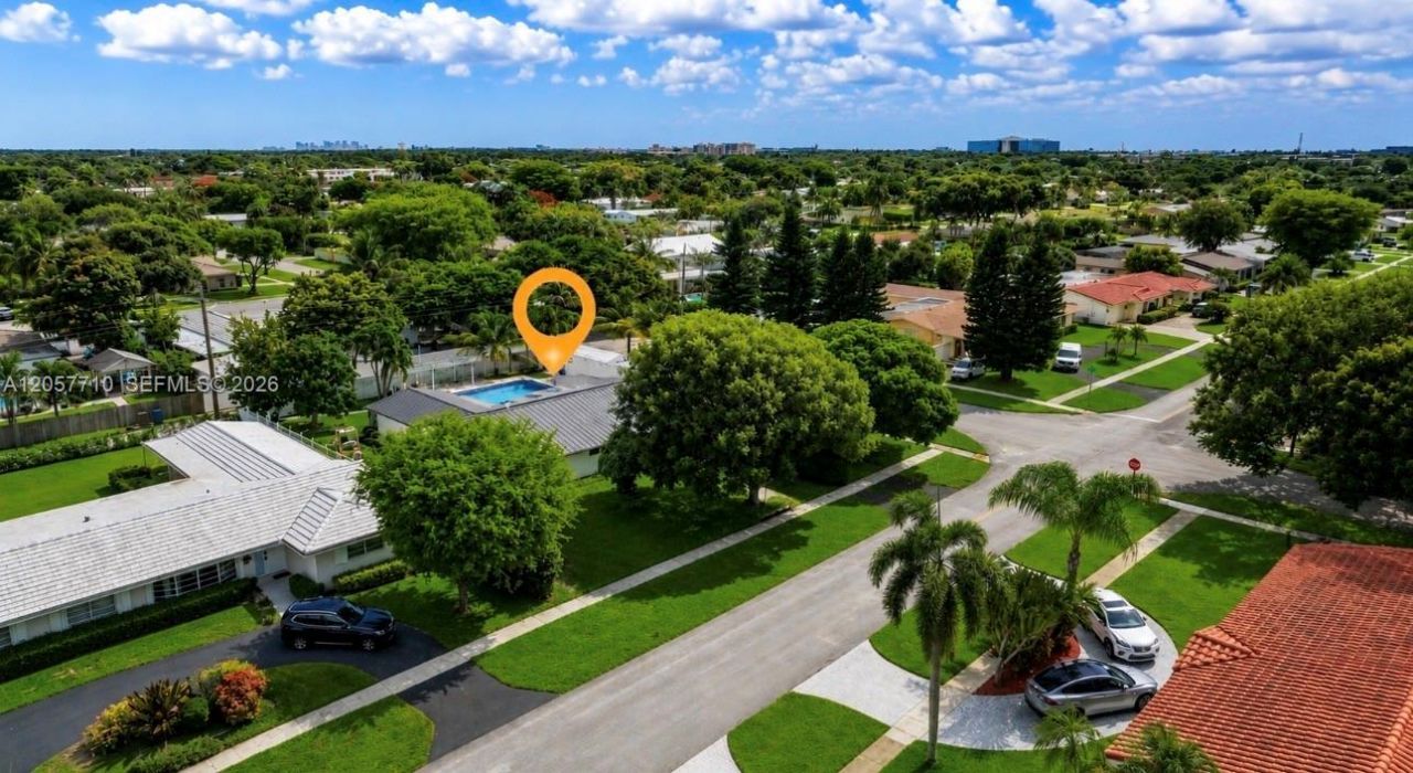 5001 Madison St , Hollywood, FL 33021 Photo