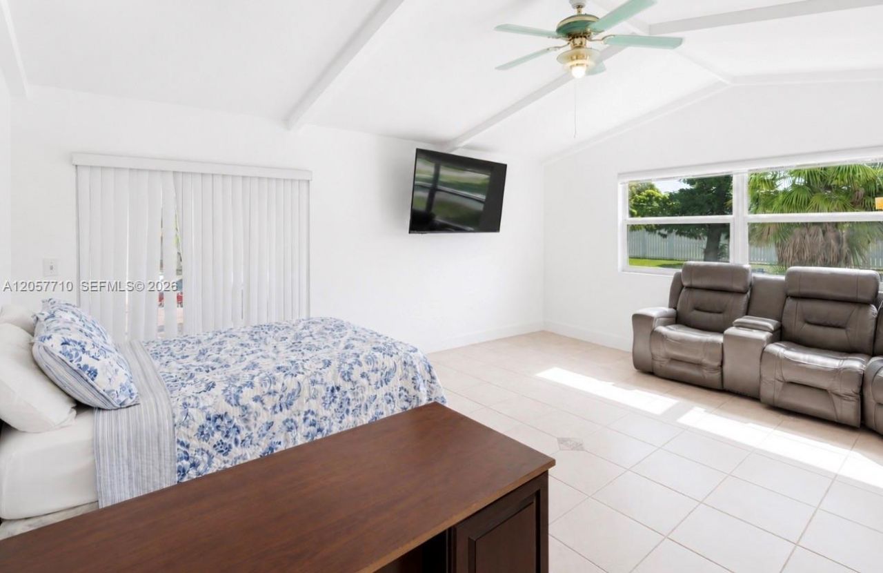 5001 Madison St , Hollywood, FL 33021 Photo