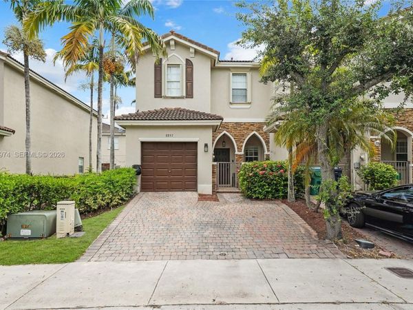 8897 SW 225th St , Cutler Bay, FL 33190
