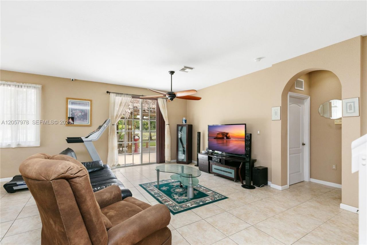 14324 SW 276th Way, Homestead, FL 33032 Photo