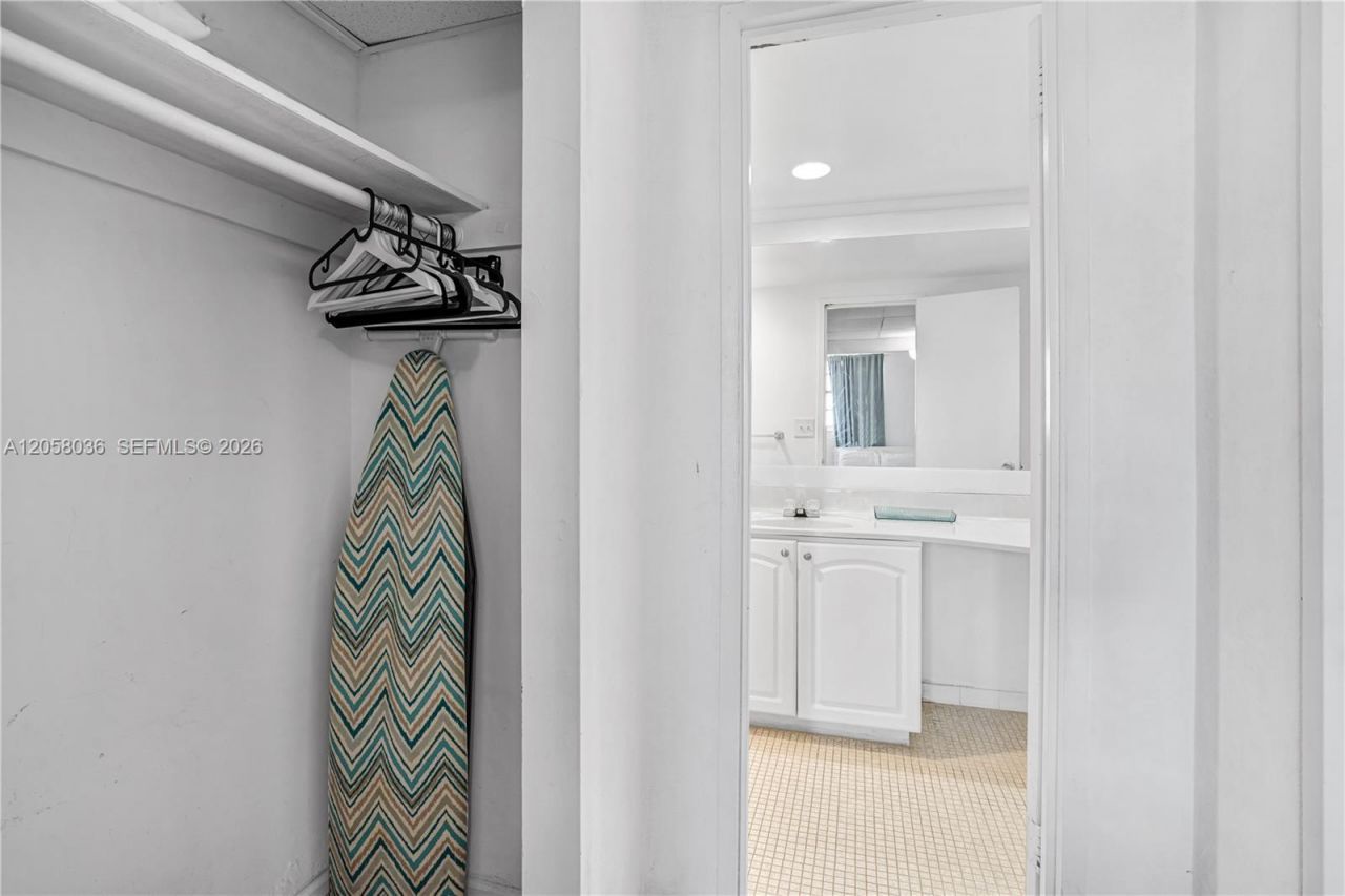 4001 S Ocean Dr , Unit 16E, Hollywood, FL 33019 Photo