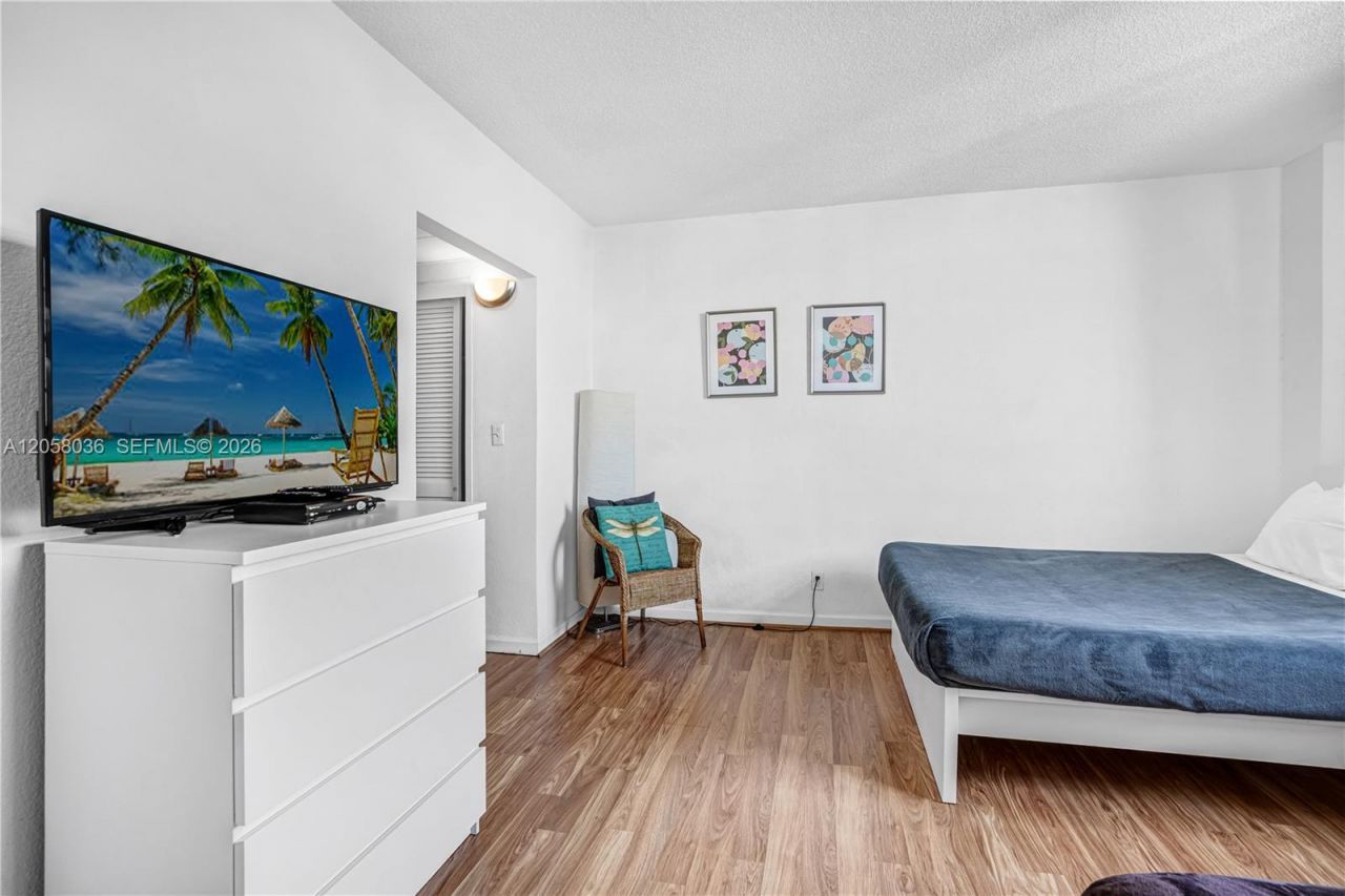 4001 S Ocean Dr , Unit 16E, Hollywood, FL 33019 Photo
