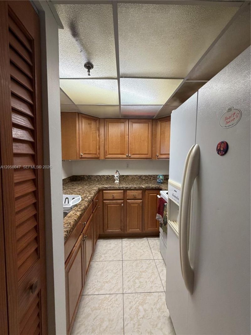 9688 Fontainebleau Blvd , Unit 502, Miami, FL 33172 Photo