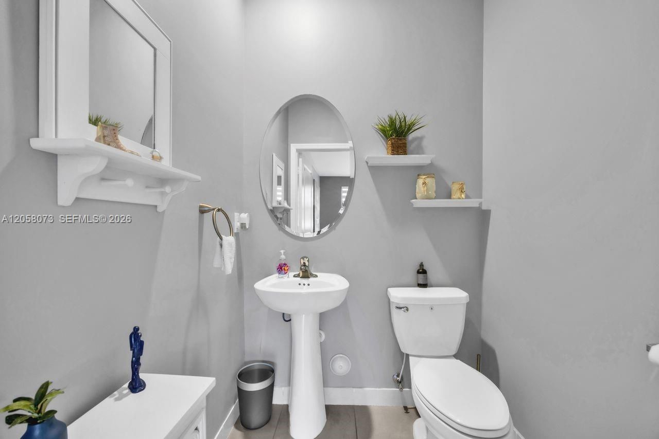 24970 SW 108th Ave , Unit 1, Homestead, FL 33032 Photo