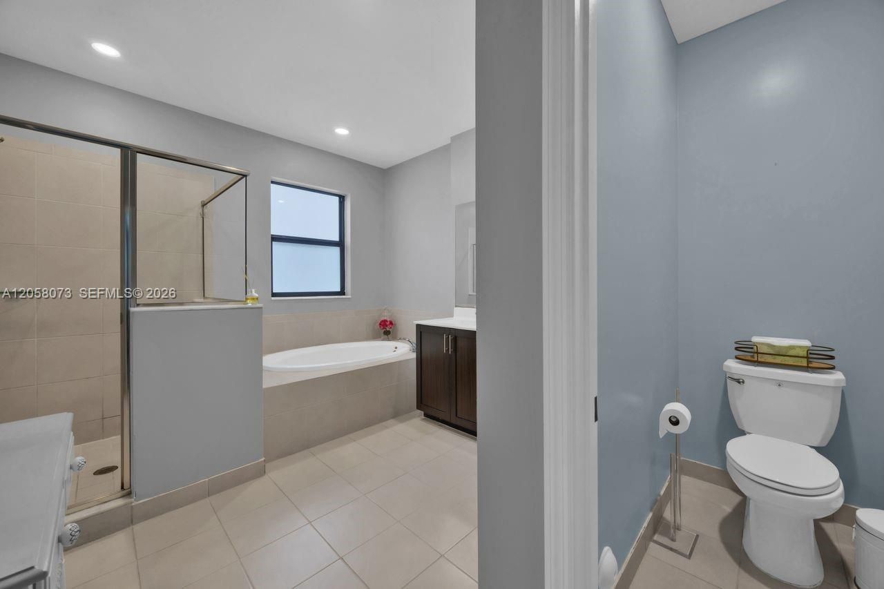 24970 SW 108th Ave , Unit 1, Homestead, FL 33032 Photo