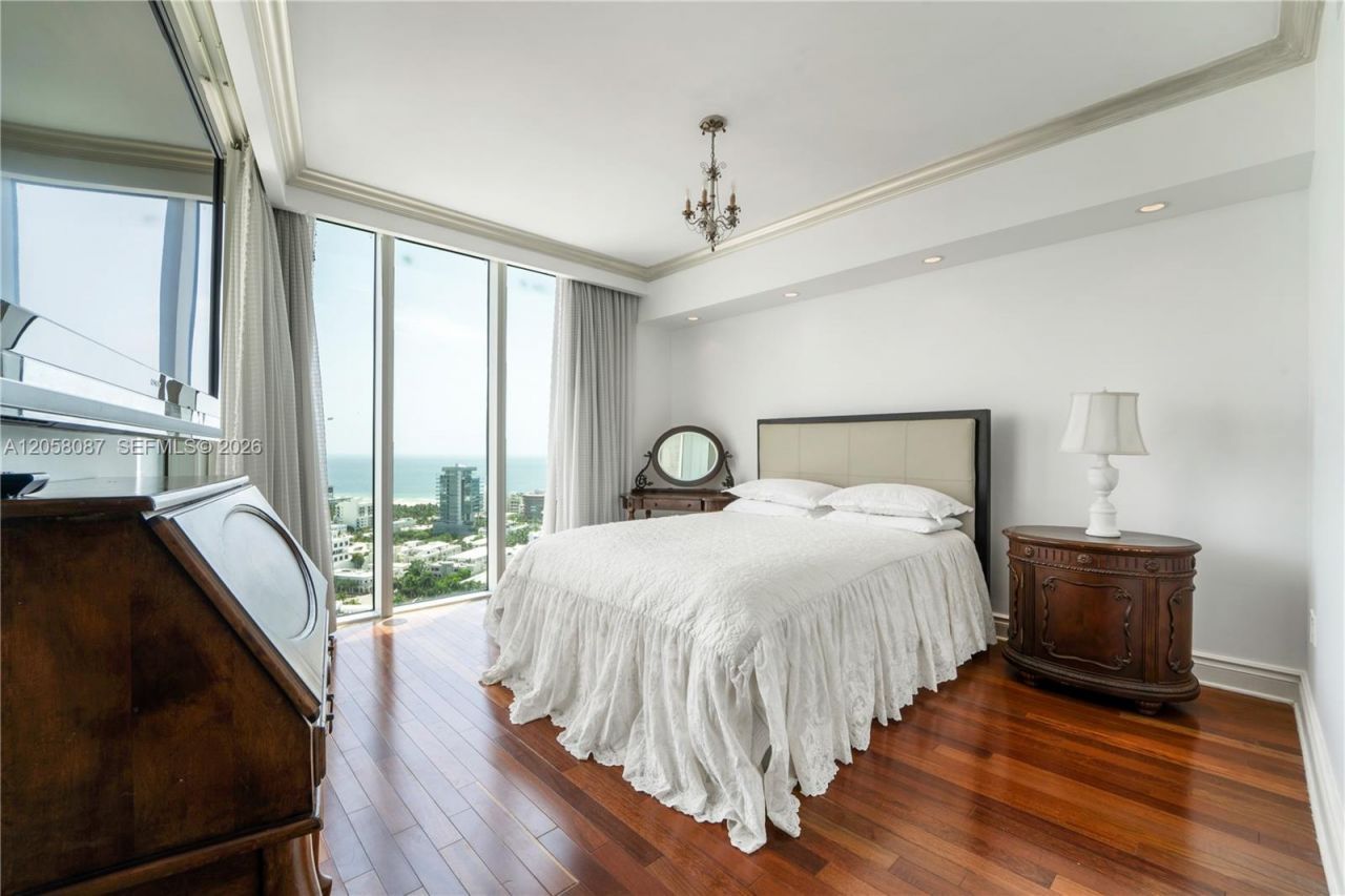 1000 S Pointe Dr , Unit 2501, Miami Beach, FL 33139 Photo