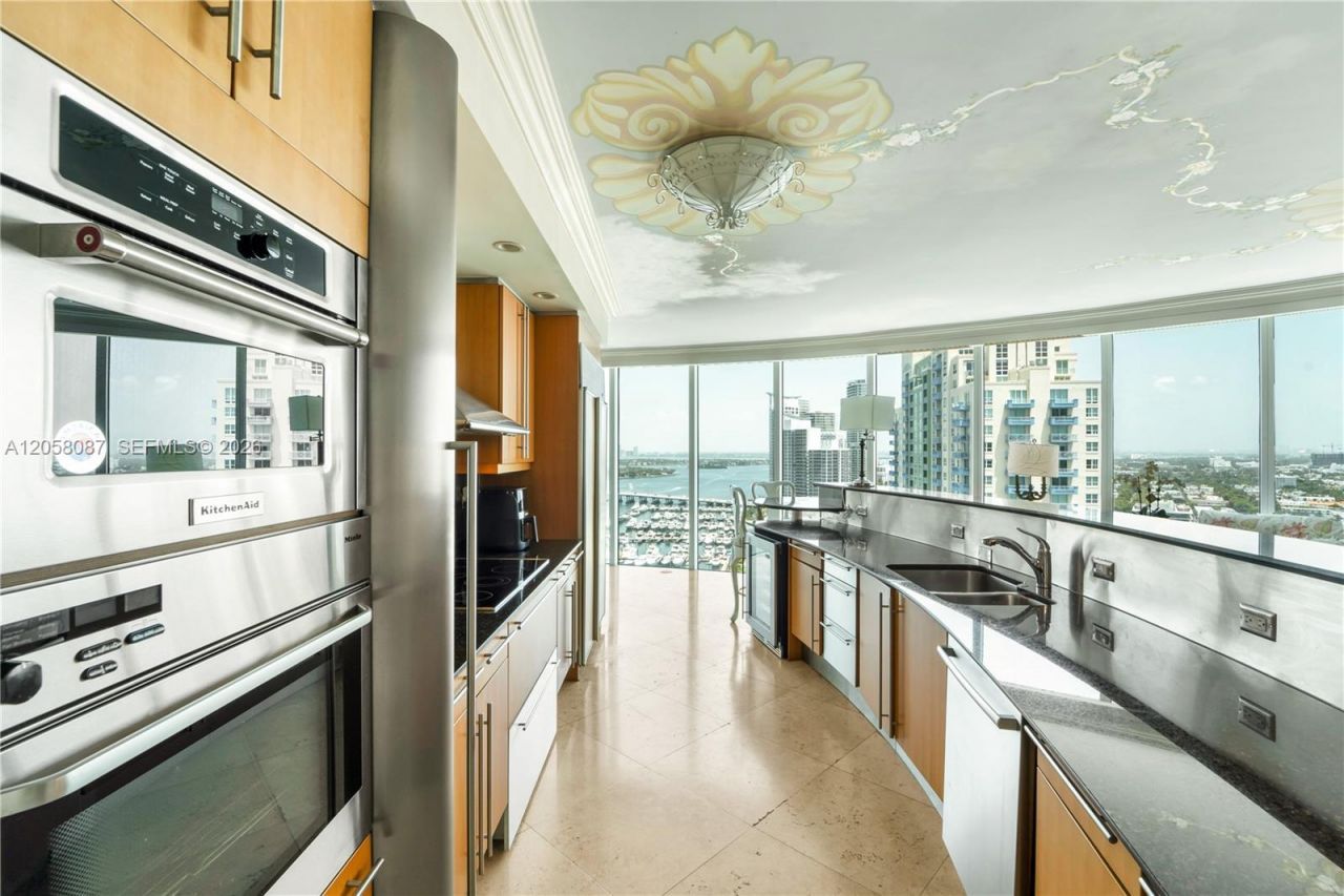 1000 S Pointe Dr , Unit 2501, Miami Beach, FL 33139 Photo