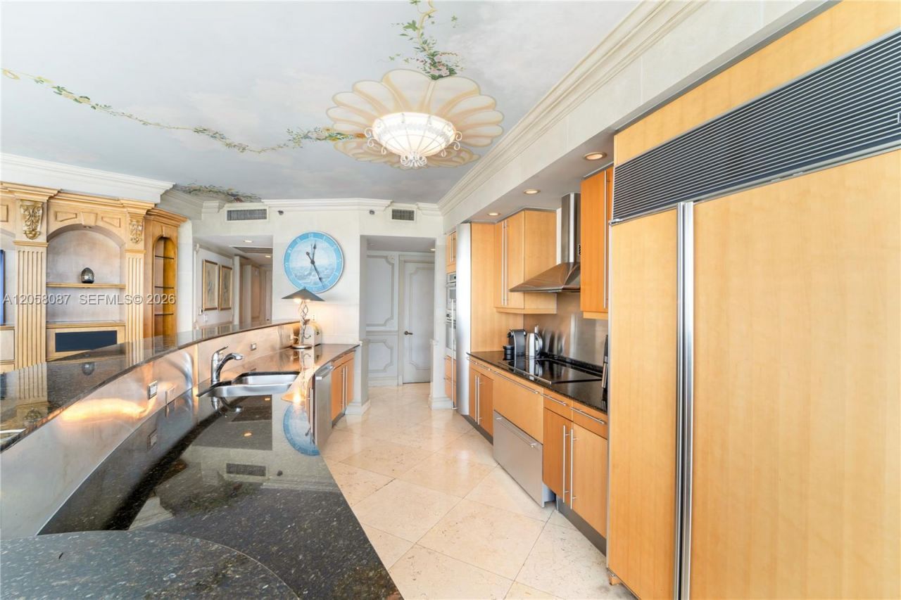 1000 S Pointe Dr , Unit 2501, Miami Beach, FL 33139 Photo
