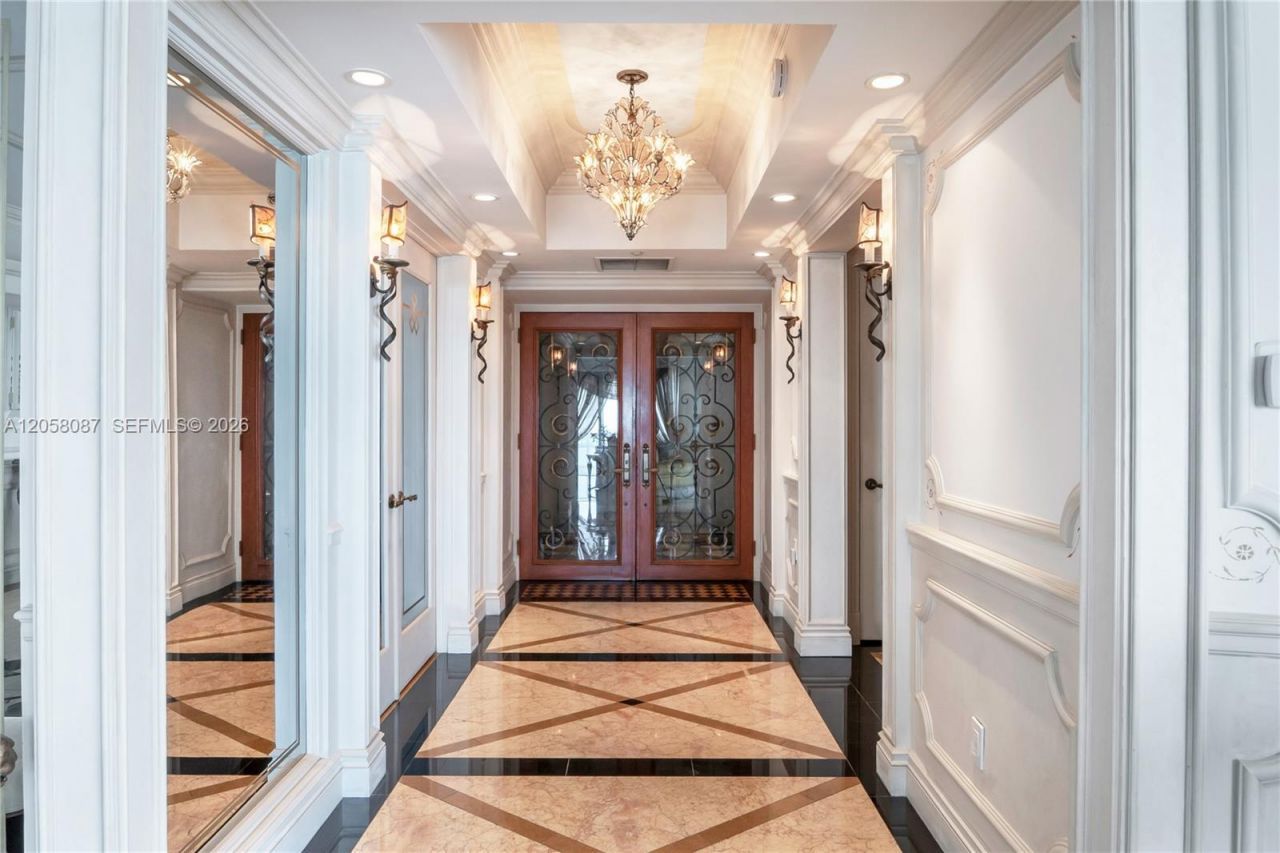 1000 S Pointe Dr , Unit 2501, Miami Beach, FL 33139 Photo