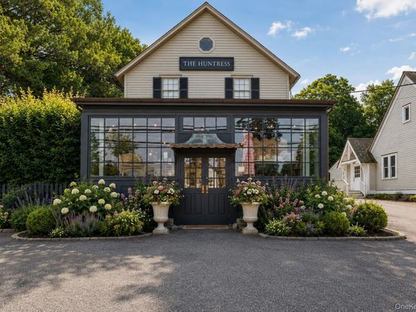 259 Westchester Avenue , Pound Ridge, NY 10576