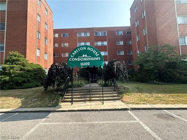 16100 Van Aken Boulevard, Unit 306, Shaker Heights, OH 44120