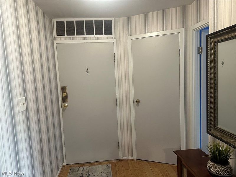 16100 Van Aken Boulevard, Unit 306, Shaker Heights, OH 44120 Photo 2